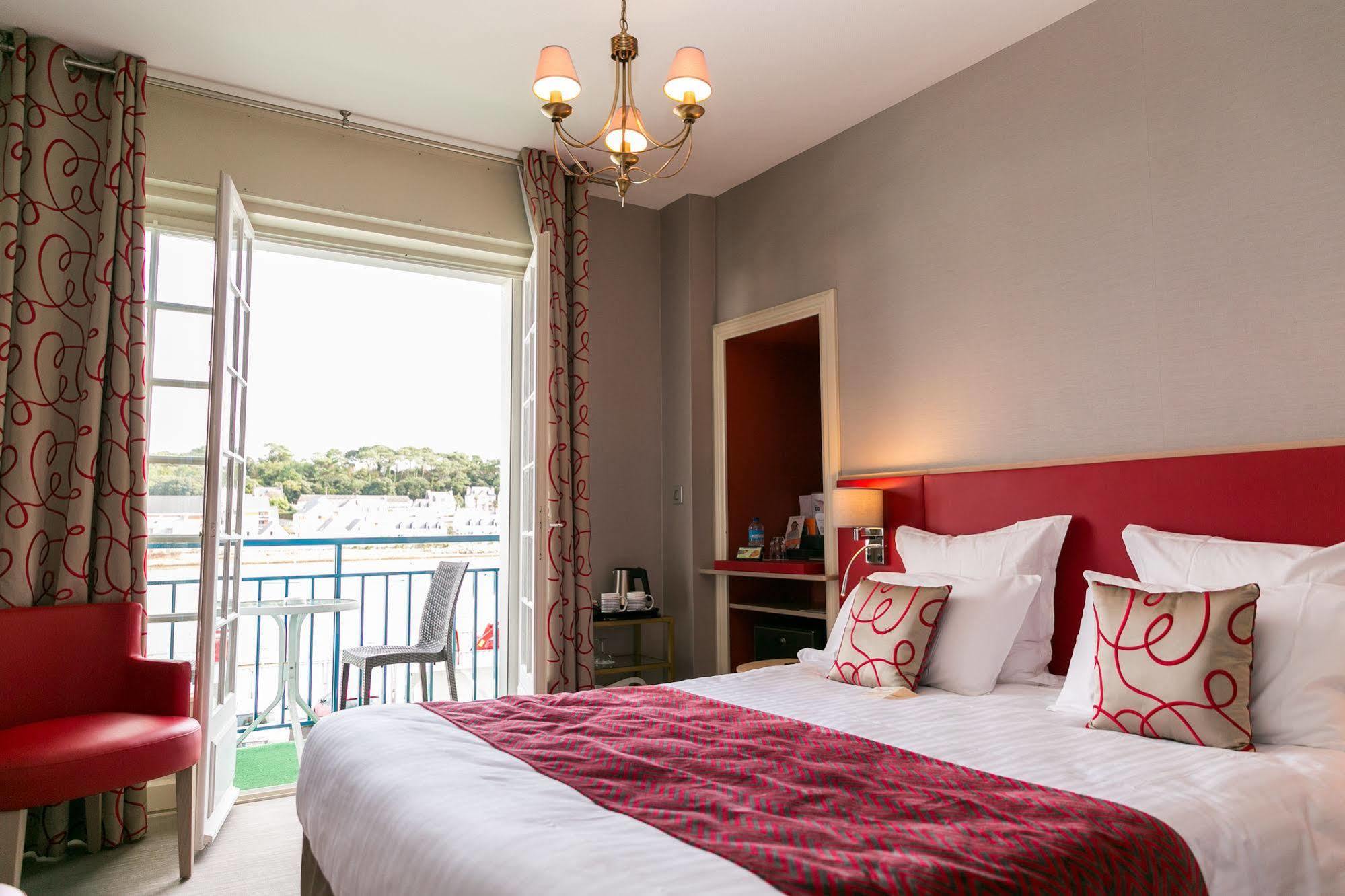 Le Goyen Hotel Audierne Eksteriør billede
